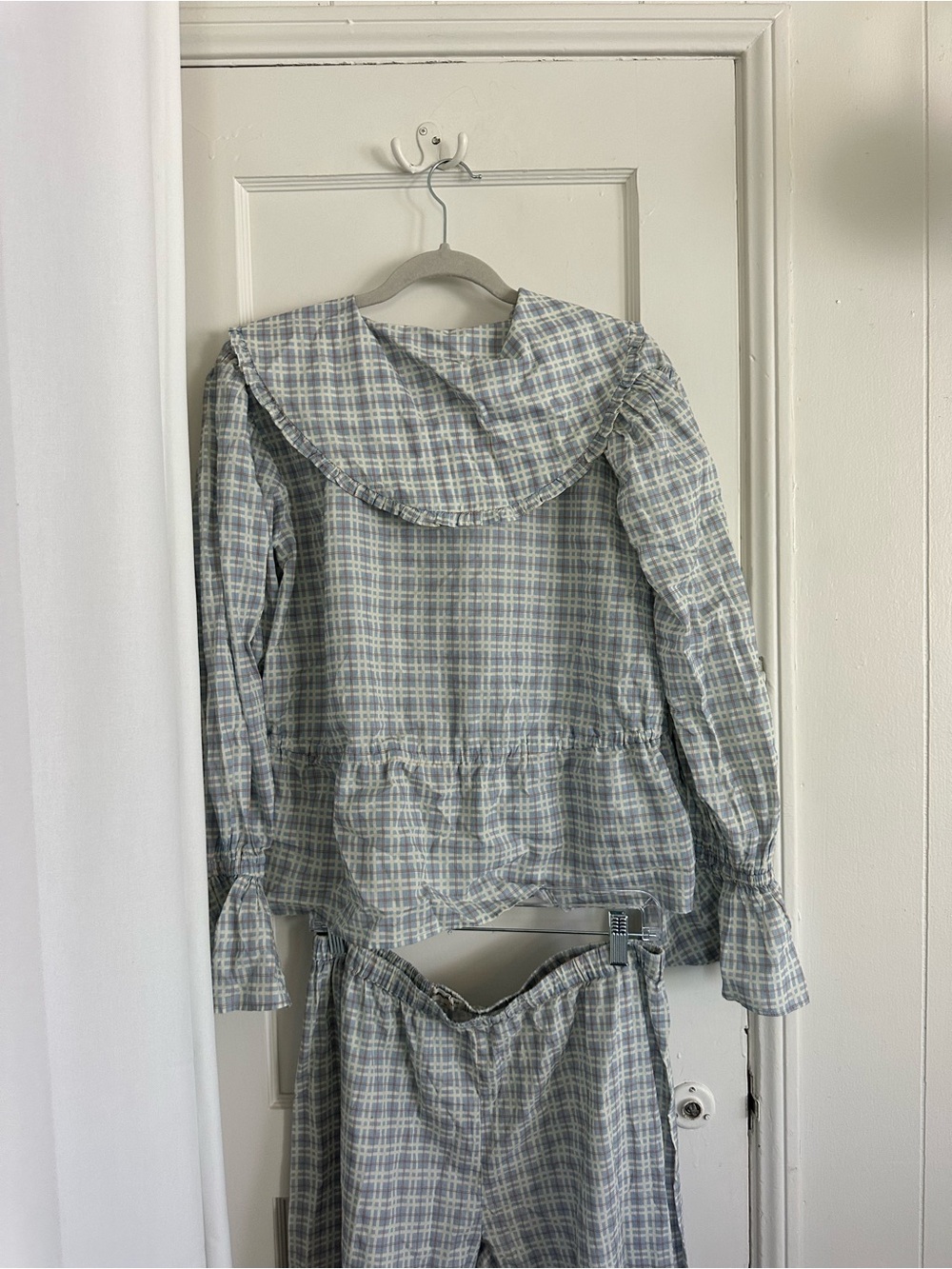 Two-Piece Plaid Lounge Set in Light Gray and White - Picture 5 of 6
